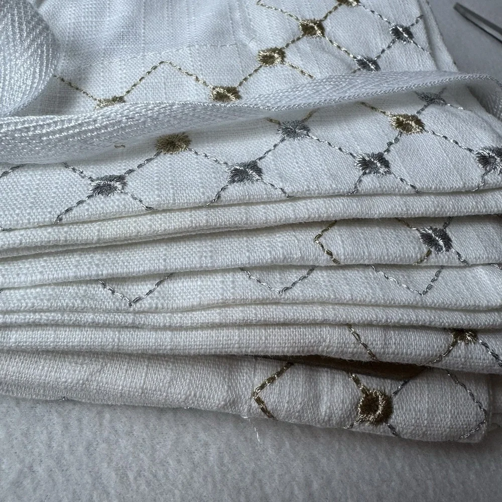 Williams Sonoma Metallic Trellis Dinner Napkins Set Of 4 Gold Silver White READ